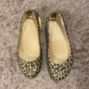 Womens crocs flats